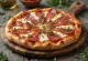 Pizza al Finocchiona apteegitilli salaami ja värske punega