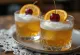 Whisky Sour kokteil apelsiniviilu ja kokteilikirssidega