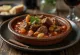 Stifado, Kreeka veiselihahautis serveeritult