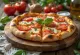 Caprese pitsa värske tomati, mozzarella ja basiilikuga